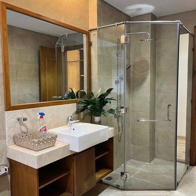 Miete einer neuen Villa mit 4 Schlafzimmern im Stadtteil Nam Viet A, Da Nang, Vietnam